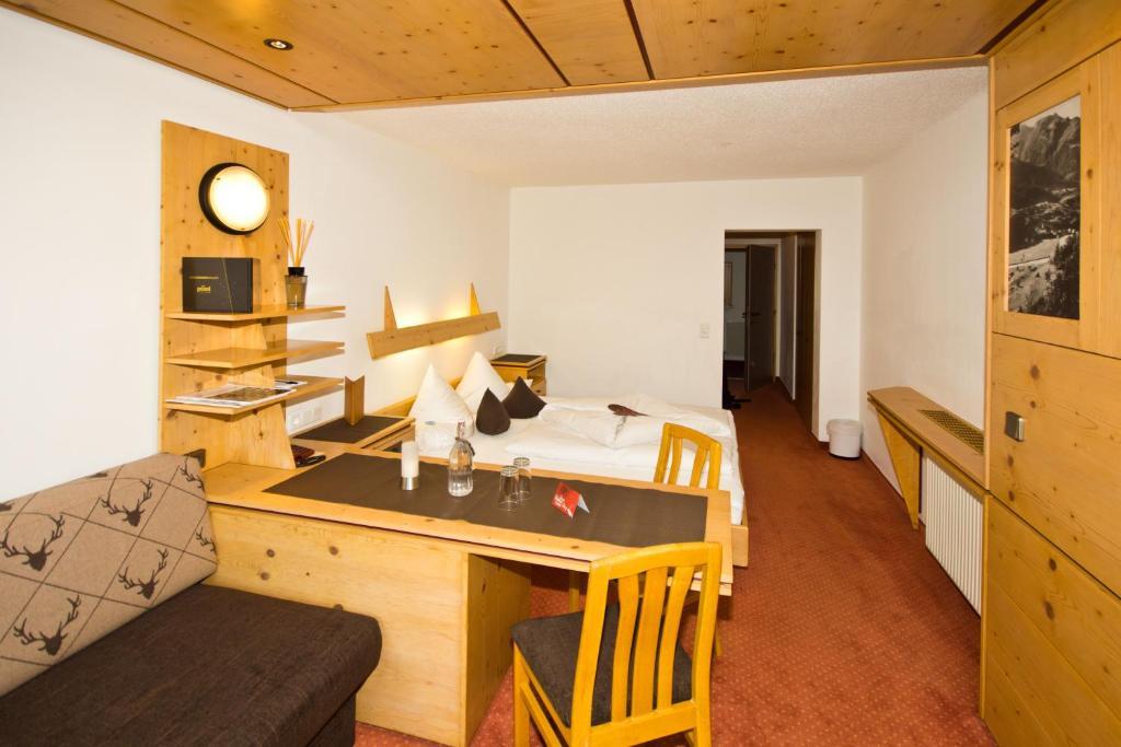 Hotel Garni Hainbacherhof سولدن الغرفة الصورة