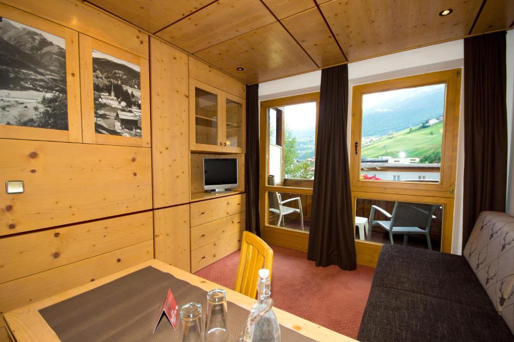 Hotel Garni Hainbacherhof سولدن الغرفة الصورة
