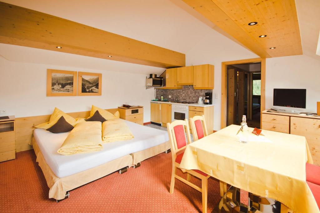 Hotel Garni Hainbacherhof سولدن الغرفة الصورة