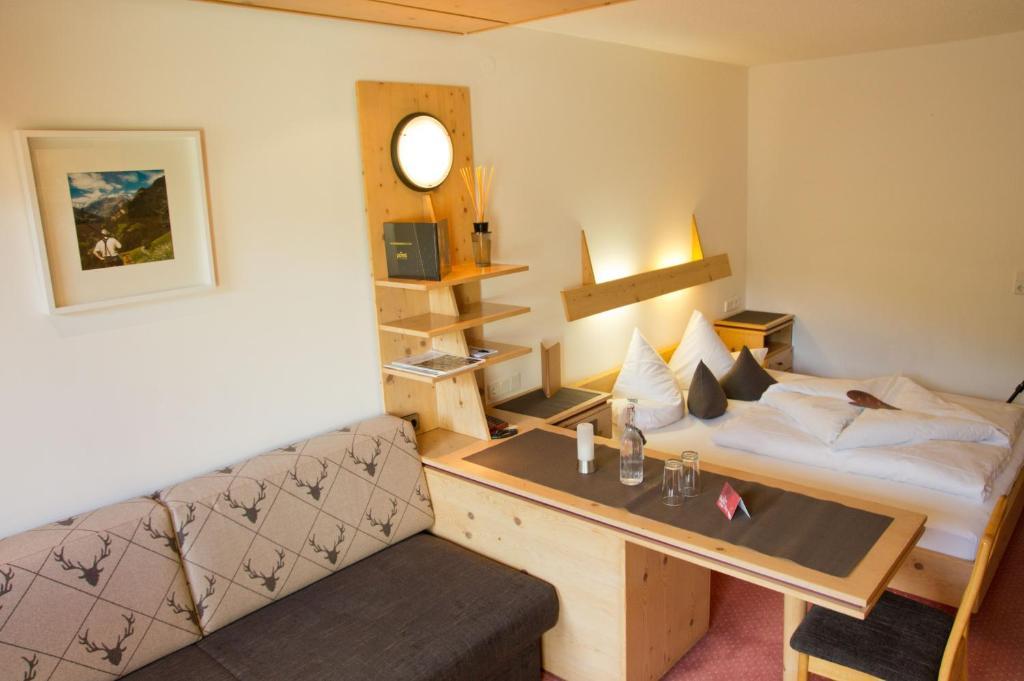 Hotel Garni Hainbacherhof سولدن الغرفة الصورة